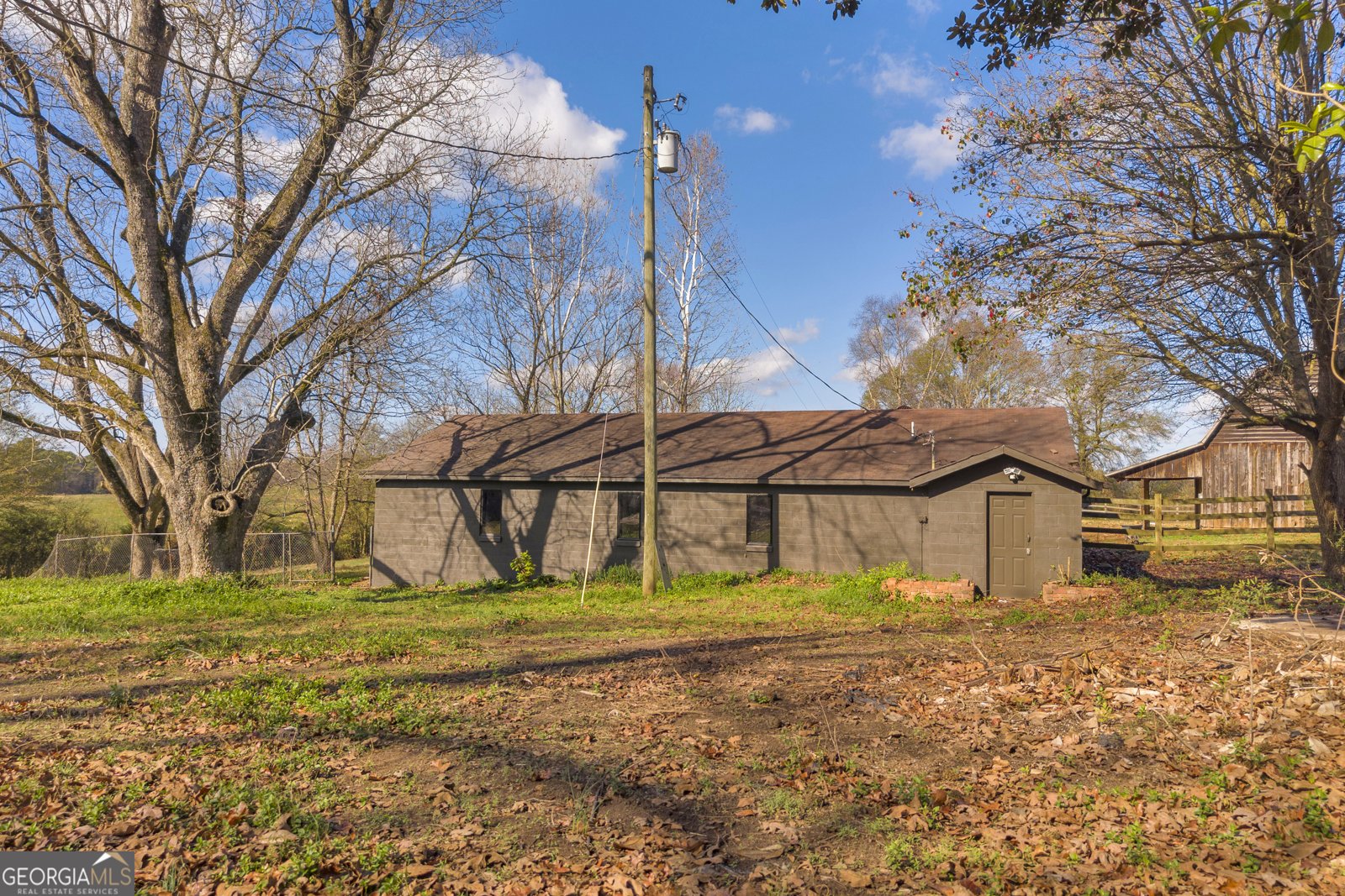 586 Grady School Road Canon - 4