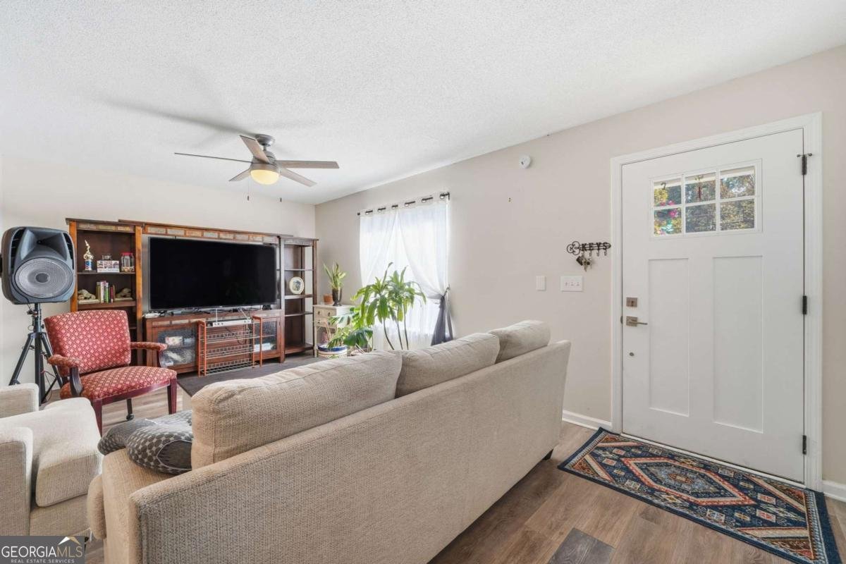 136 Westwood Drive Dallas - 10