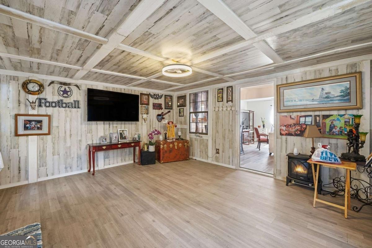 136 Westwood Drive Dallas - 21