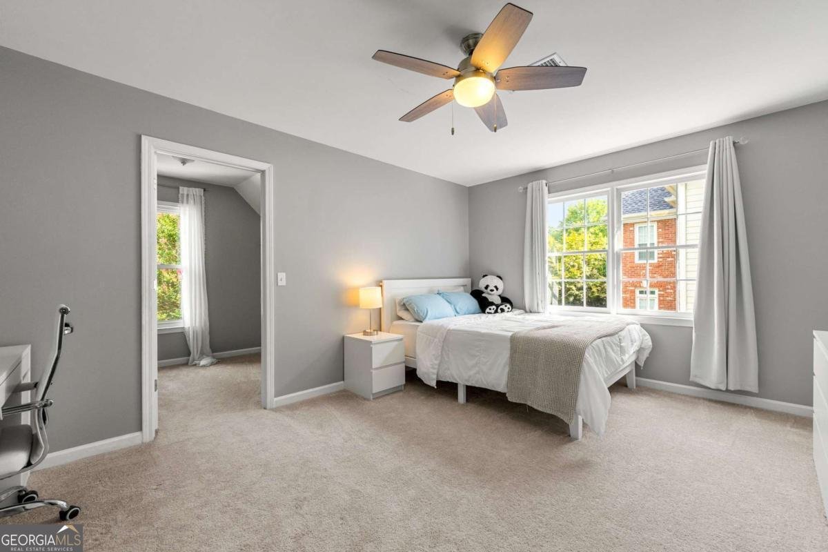 542 Fairway Drive Woodstock - 27