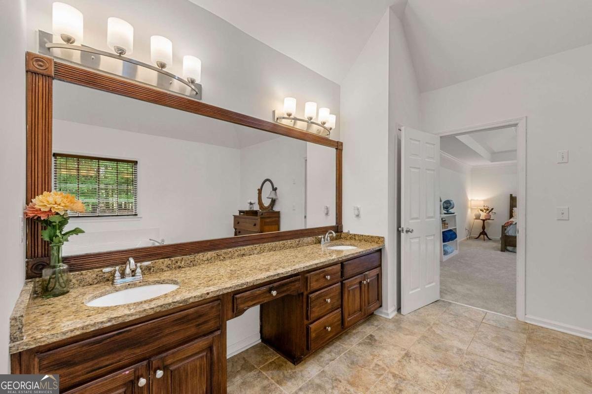 542 Fairway Drive Woodstock - 34