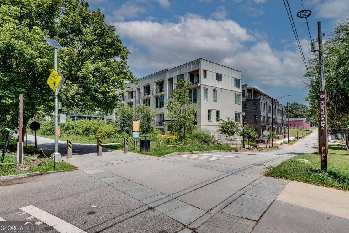 174 Chester Avenue Atlanta - 48