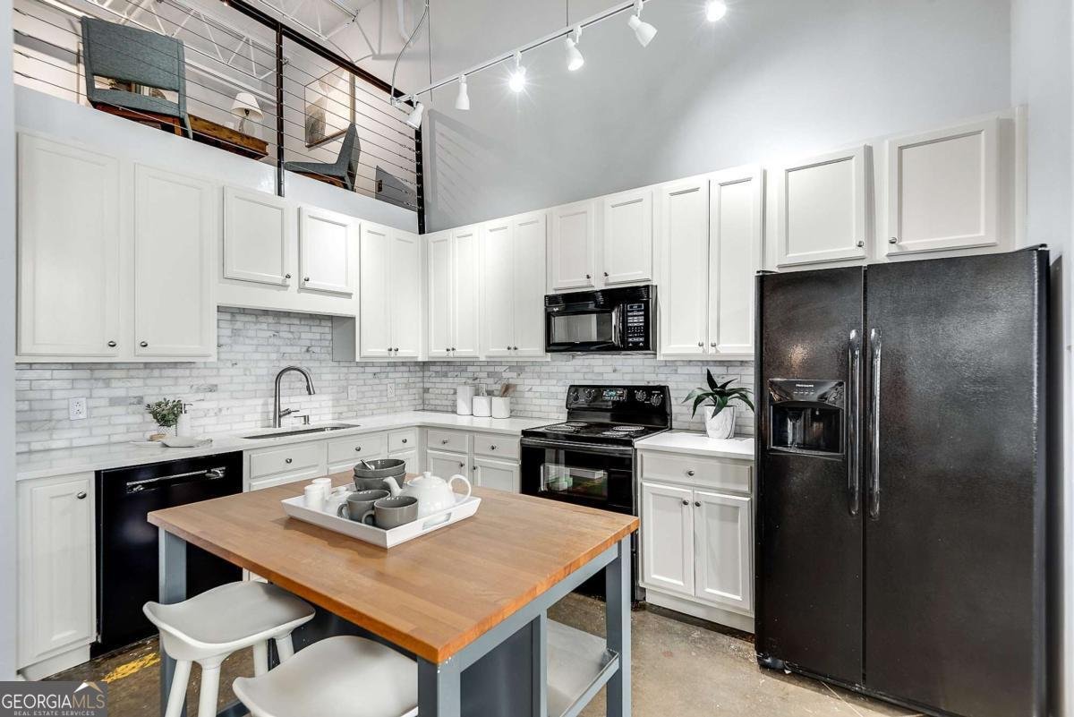 174 Chester Avenue Atlanta - 8