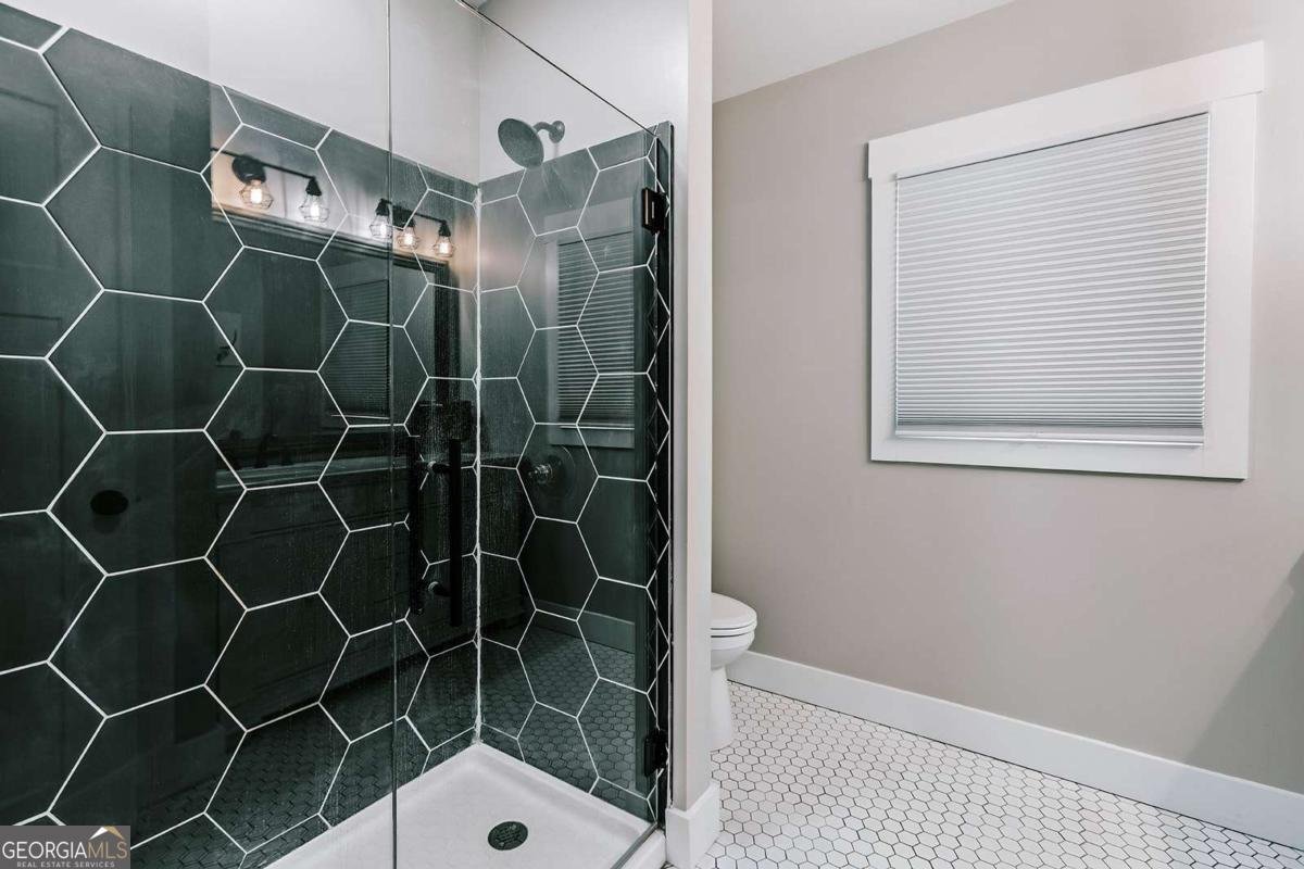 54 Dove Power Road Comer - 32