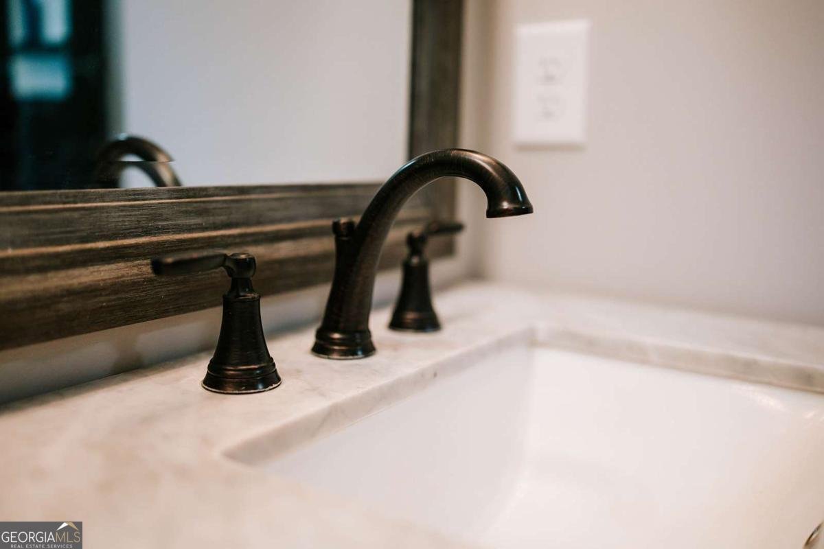 54 Dove Power Road Comer - 35