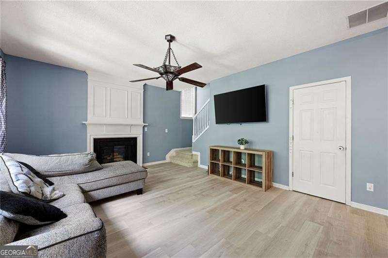 518 Wallnut Hall Cove Woodstock - 8