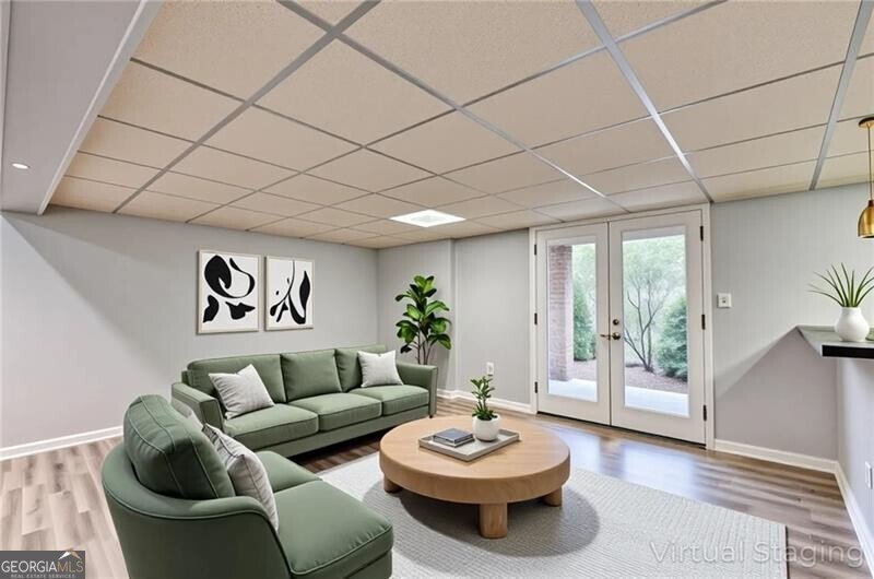 105 May Glen Way Roswell - 36