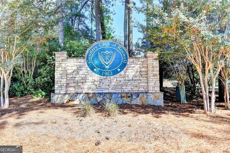 105 May Glen Way Roswell - 49