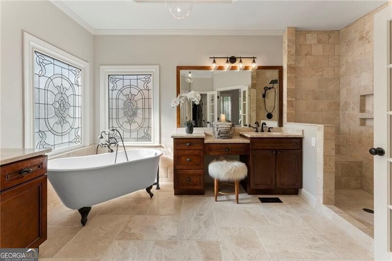 6005 Oakbury Lane Suwanee - 38