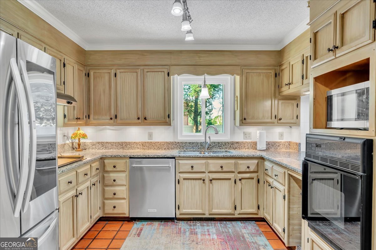 1808 Ross Street Perry - 14