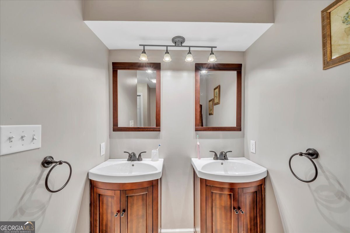 1808 Ross Street Perry - 38