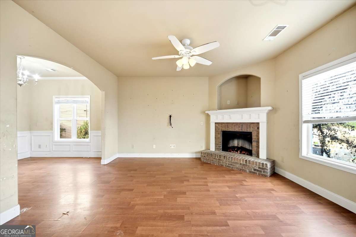 248 Tulip Lane Lawrenceville - 11