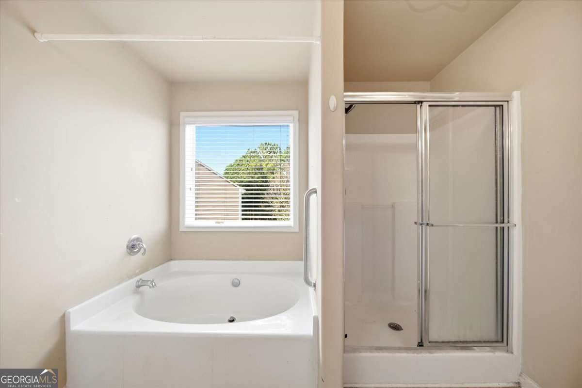 248 Tulip Lane Lawrenceville - 29