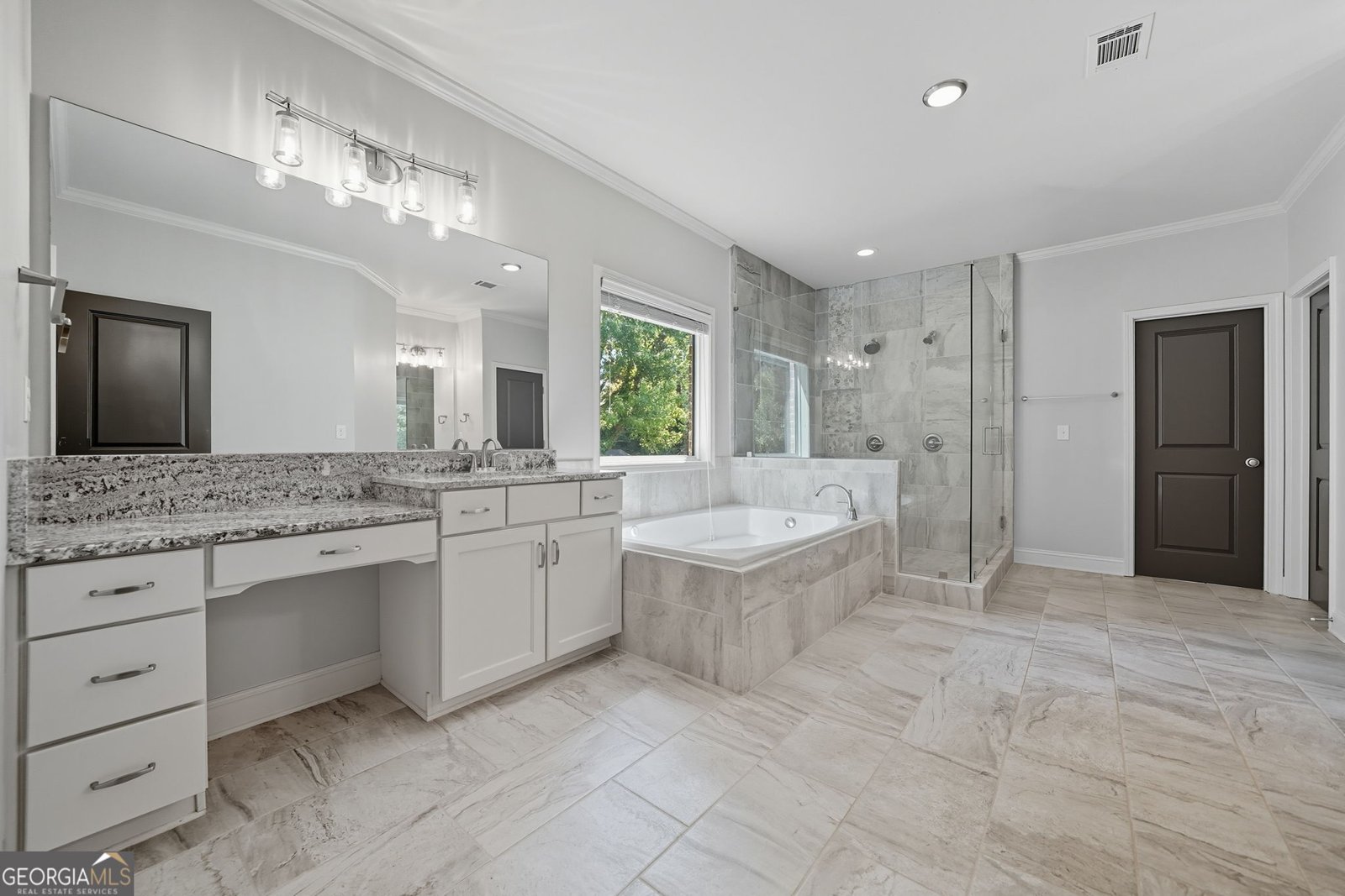 810 Eagle Crosssing Drive Lawrenceville - 46