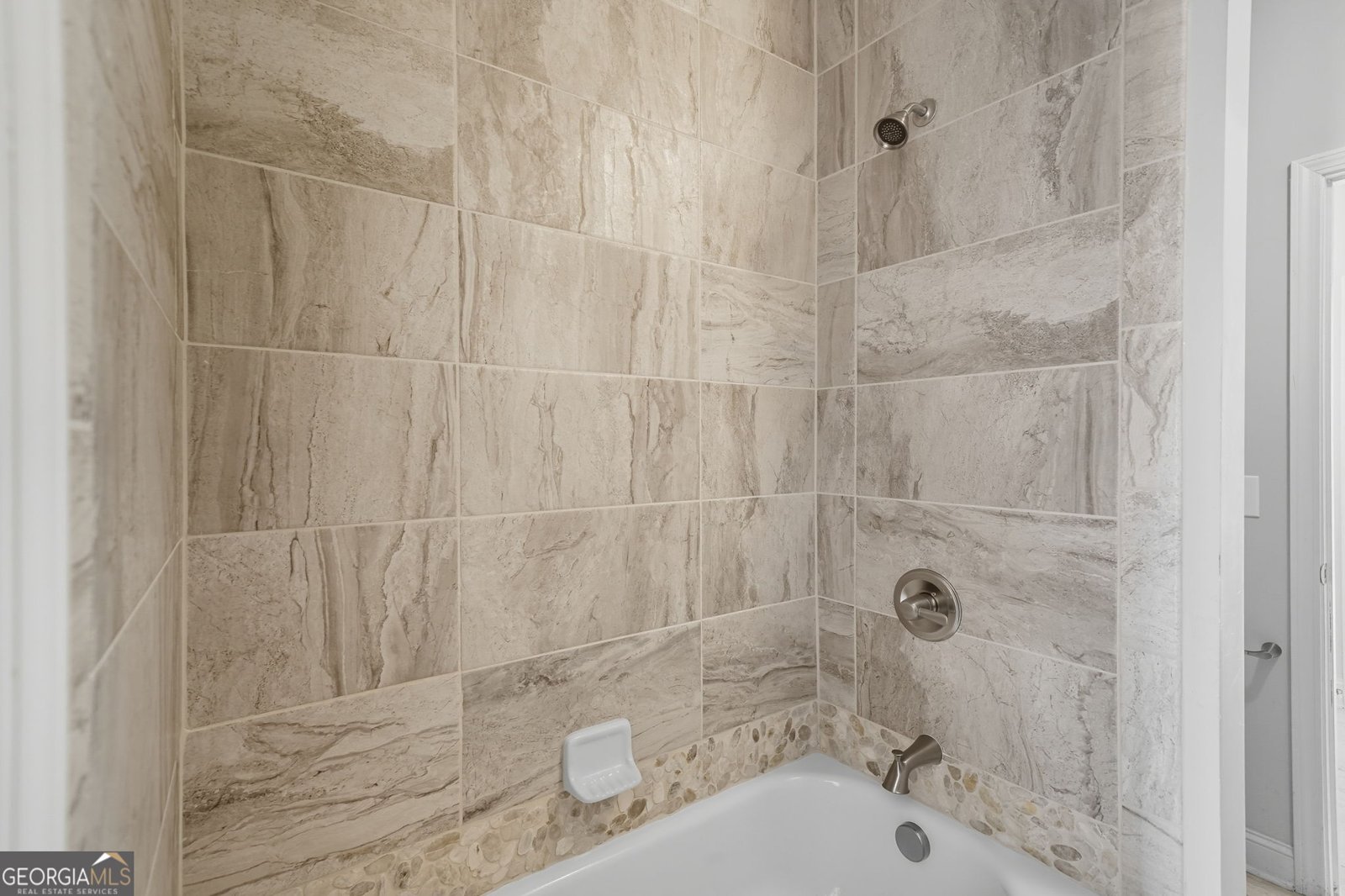 810 Eagle Crosssing Drive Lawrenceville - 55