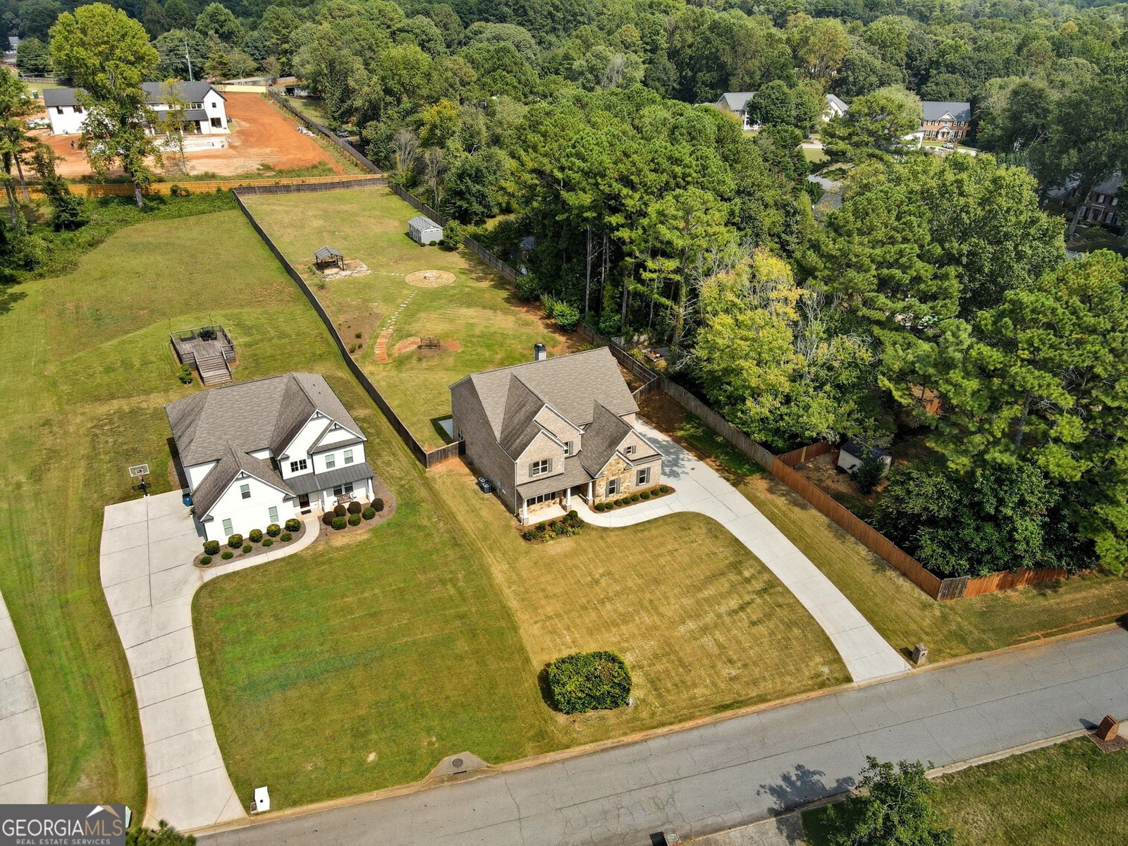 810 Eagle Crosssing Drive Lawrenceville - 63