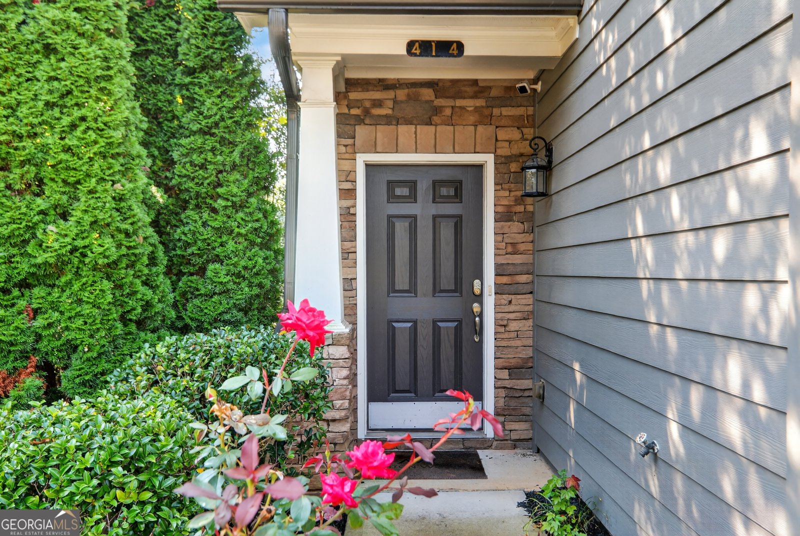 414 New Park Drive Woodstock - 2