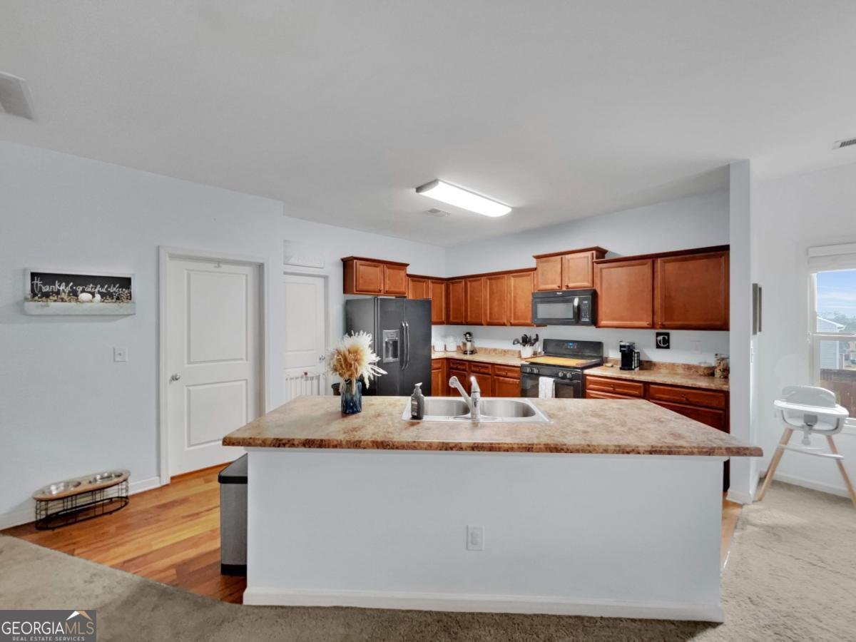 1048 Sutherland Drive Winder - 12