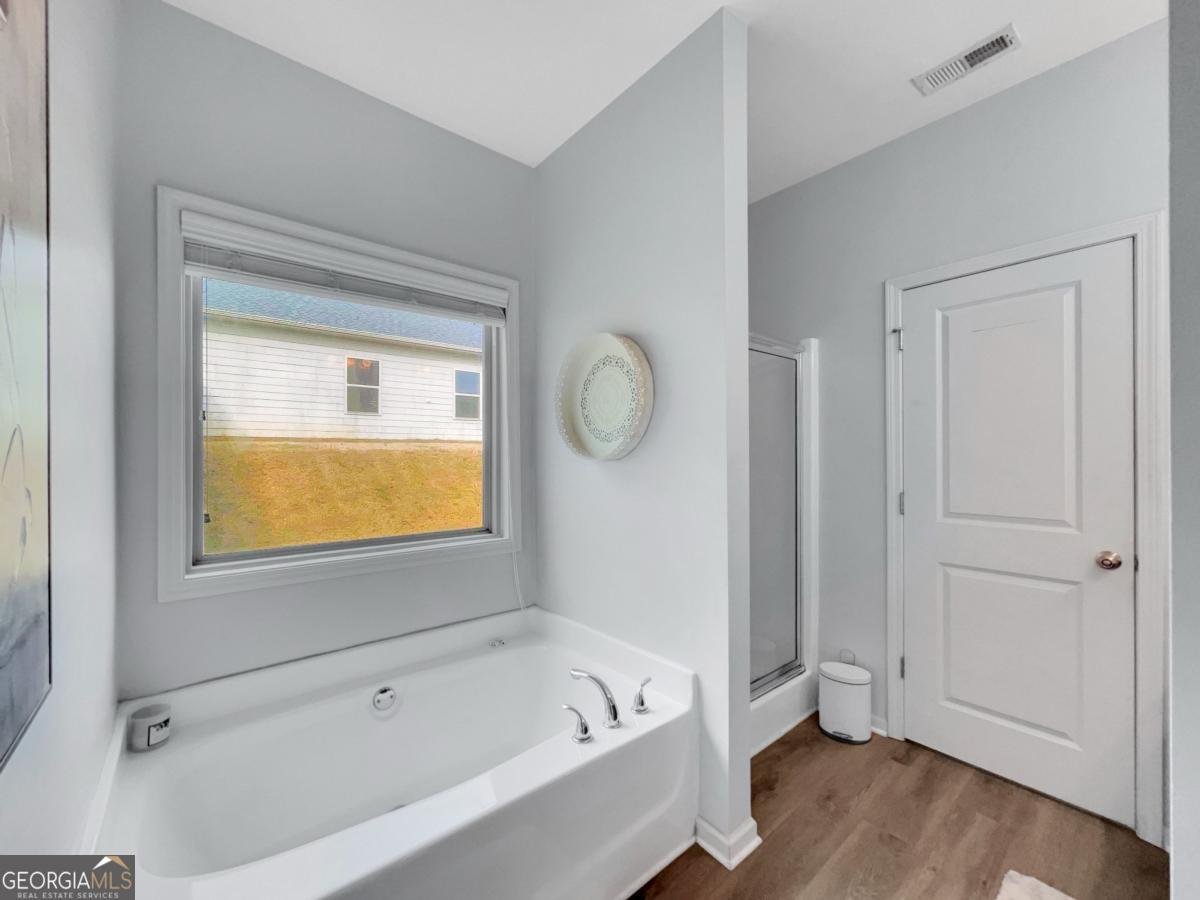 1048 Sutherland Drive Winder - 19