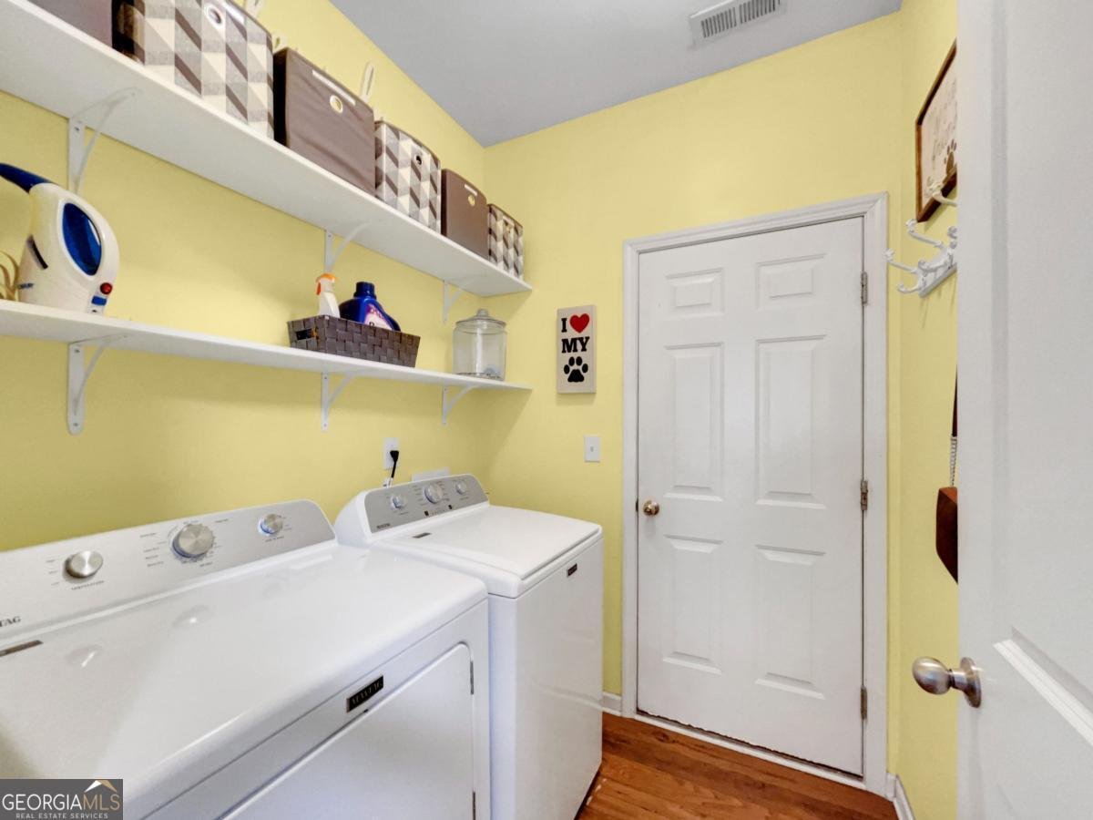 1048 Sutherland Drive Winder - 27