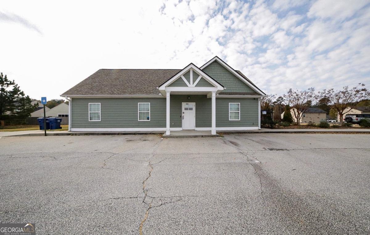 1048 Sutherland Drive Winder - 36