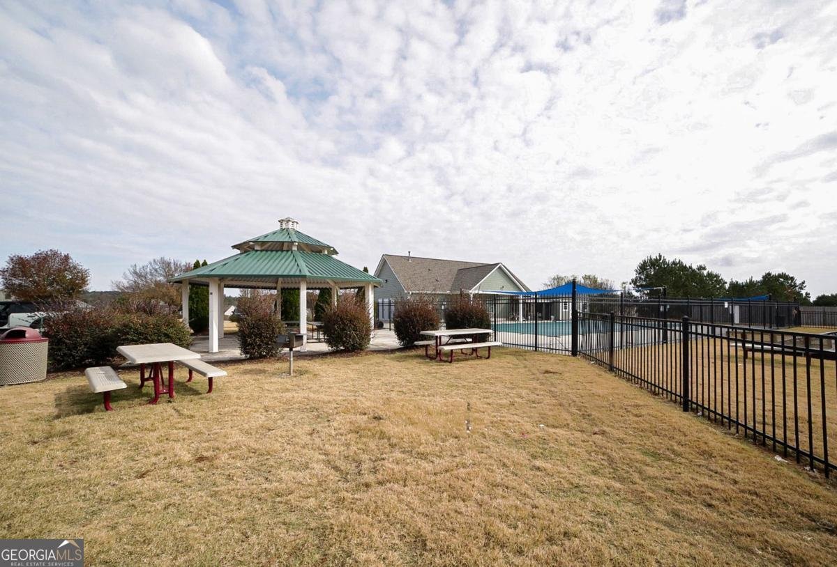 1048 Sutherland Drive Winder - 41