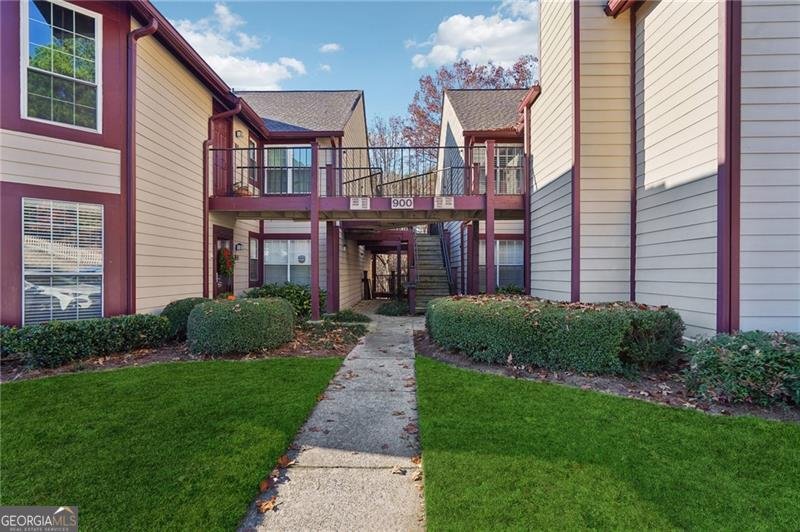 909 WENTWORTH Alpharetta - 3