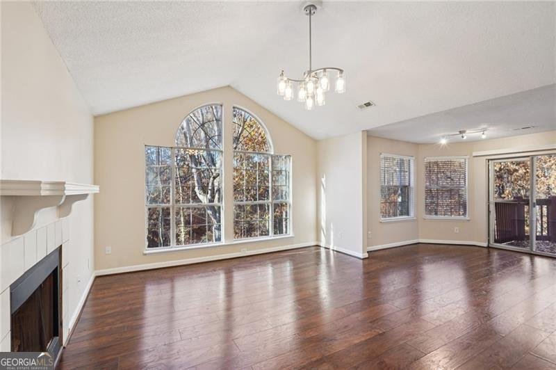 909 WENTWORTH Alpharetta - 5