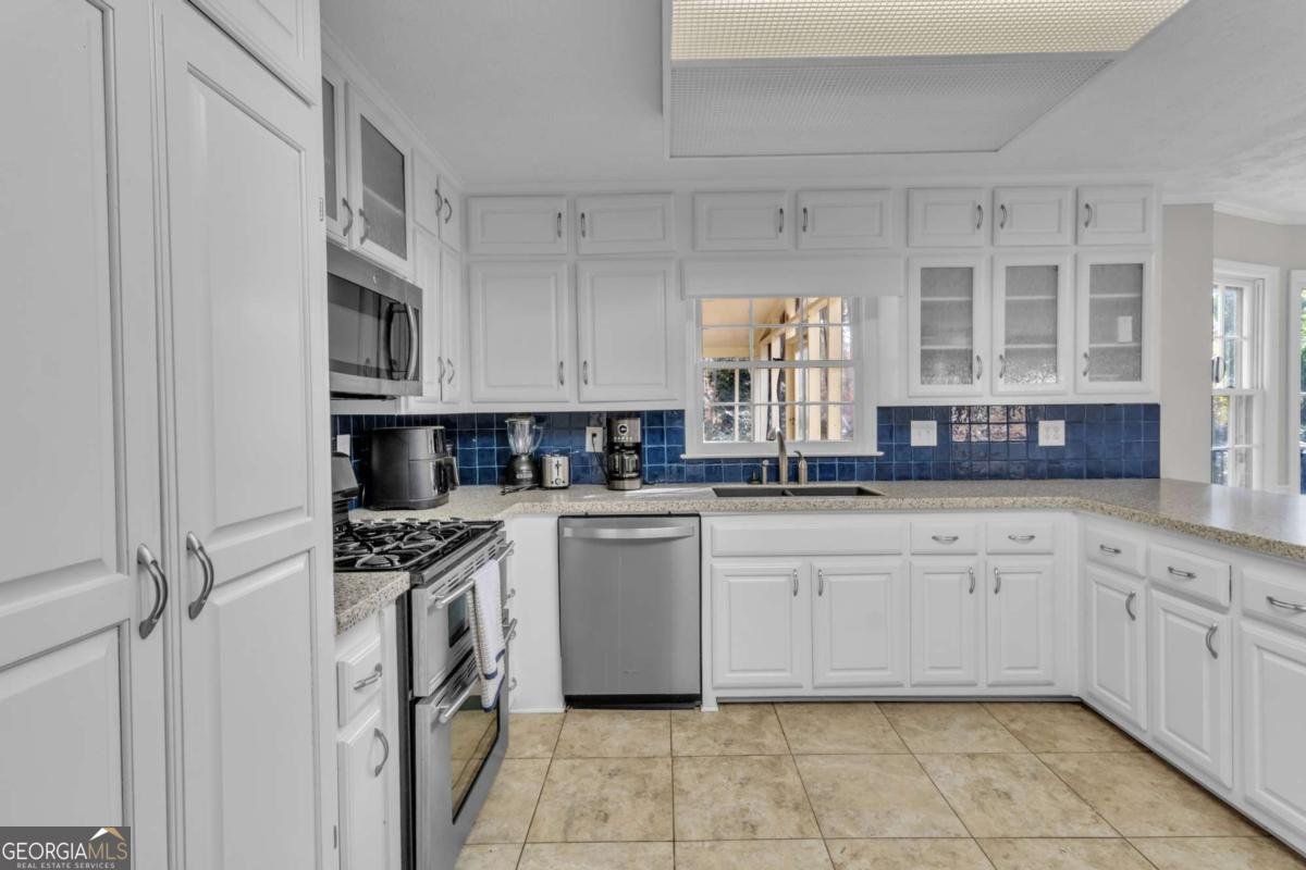 591 Battersea Drive Lawrenceville - 12