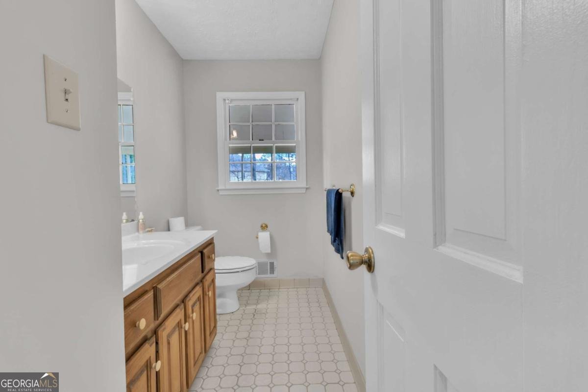 591 Battersea Drive Lawrenceville - 16