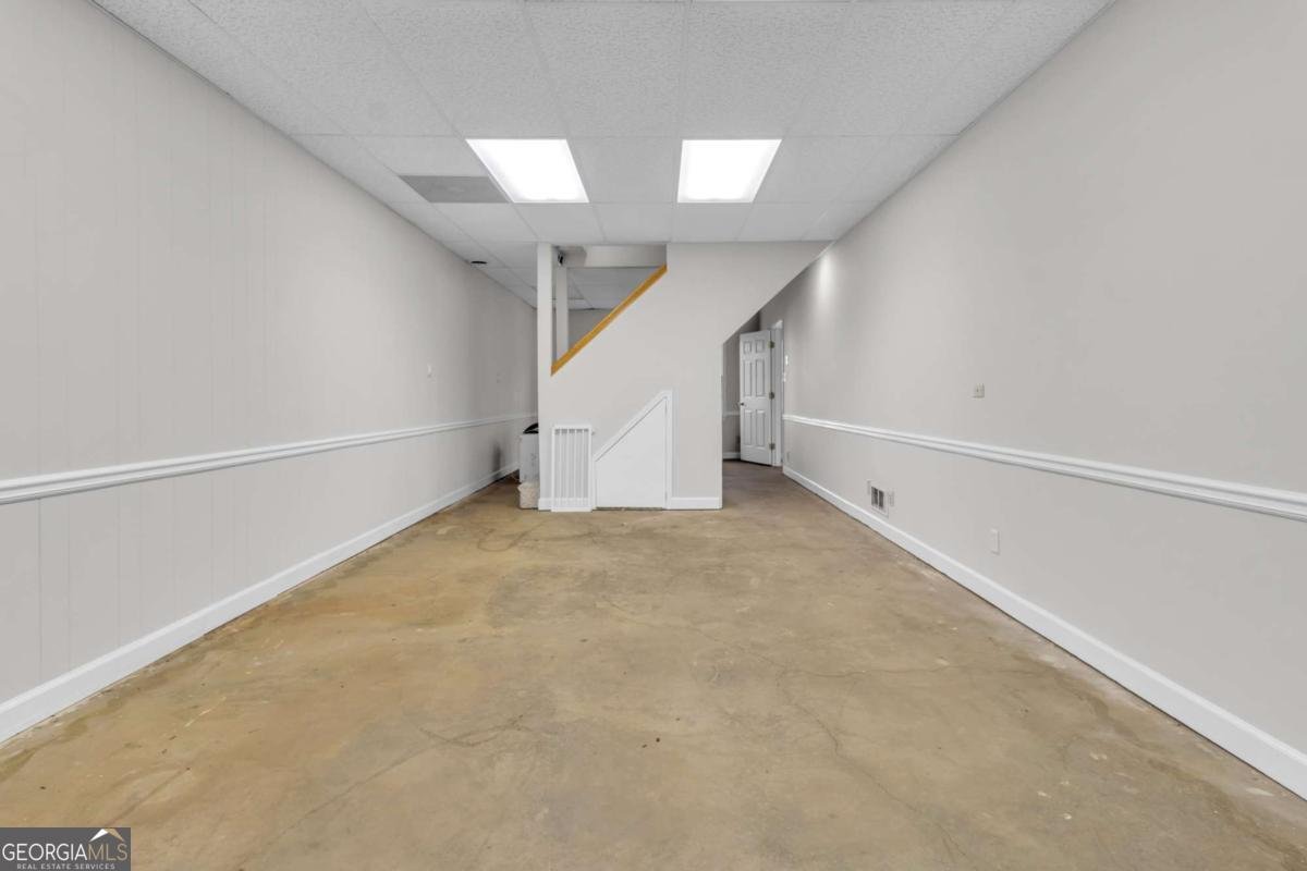 591 Battersea Drive Lawrenceville - 33