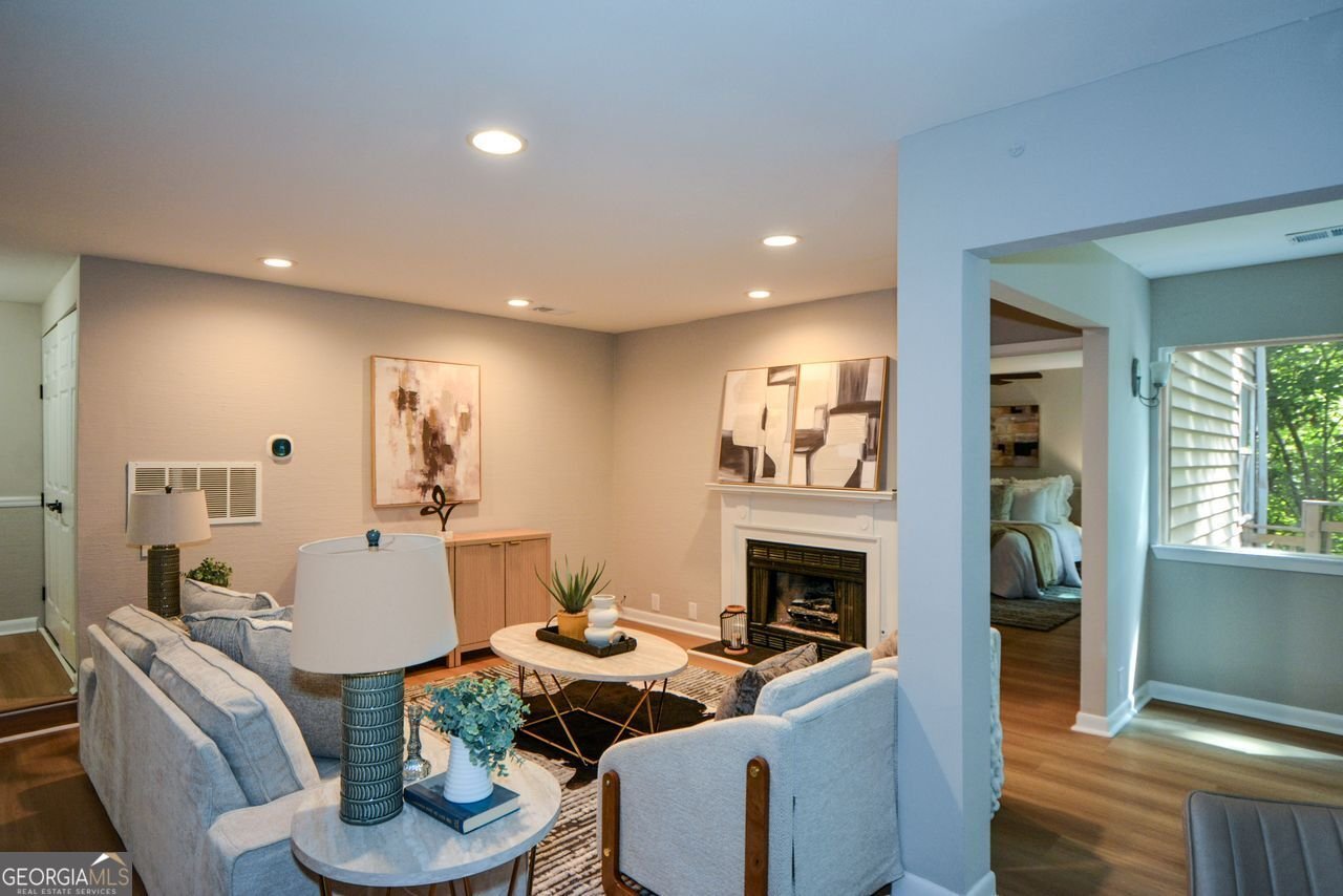 46 Dunwoody Springs Drive Atlanta - 9