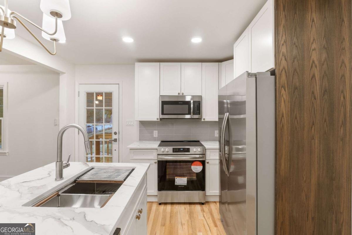 6048 BLACKHAWK Trail Mableton - 10