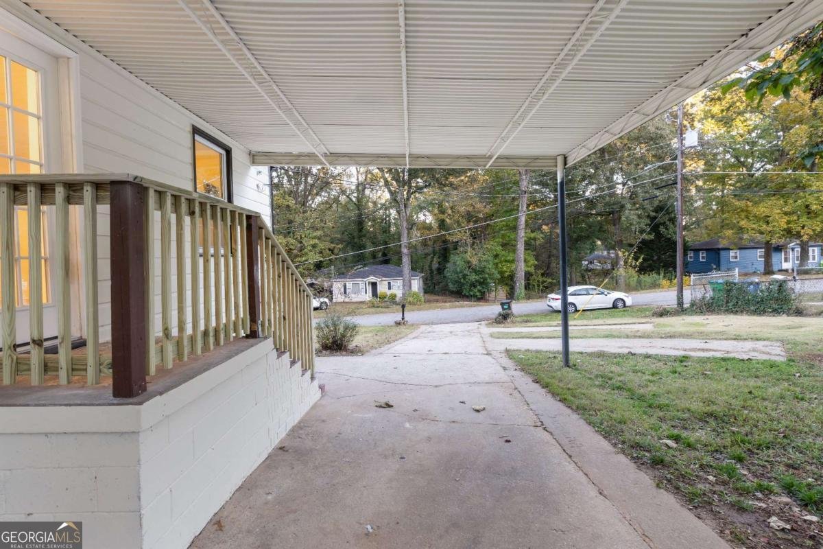 6048 BLACKHAWK Trail Mableton - 25