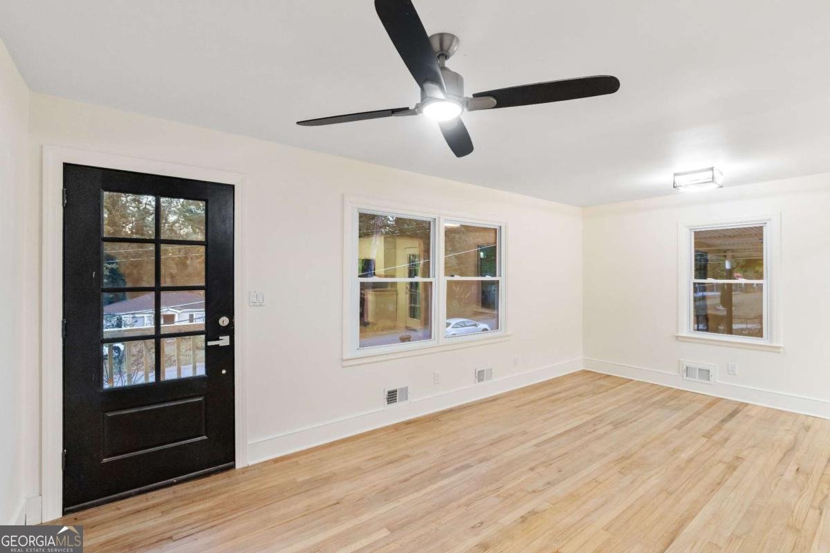 6048 BLACKHAWK Trail Mableton - 5