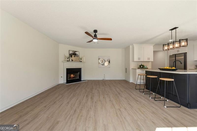 191 KYNDAL Drive Hampton - 18