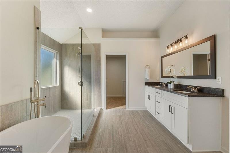 191 KYNDAL Drive Hampton - 34