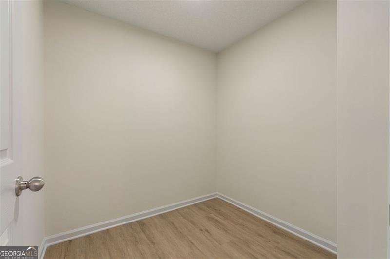 191 KYNDAL Drive Hampton - 40