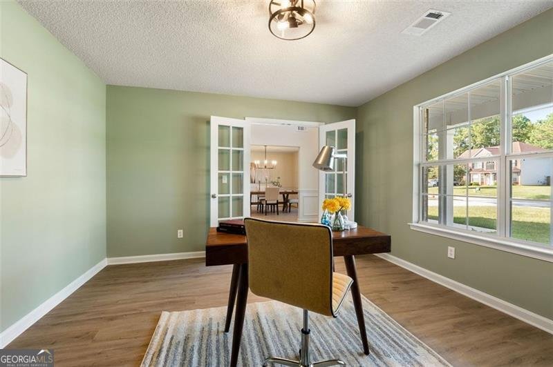 191 KYNDAL Drive Hampton - 6