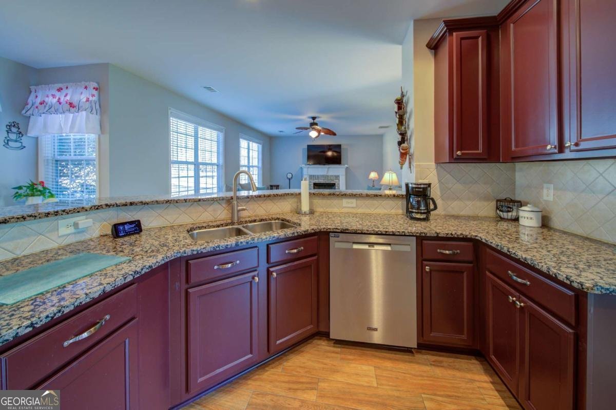 1401 Barimore Court Dacula - 14