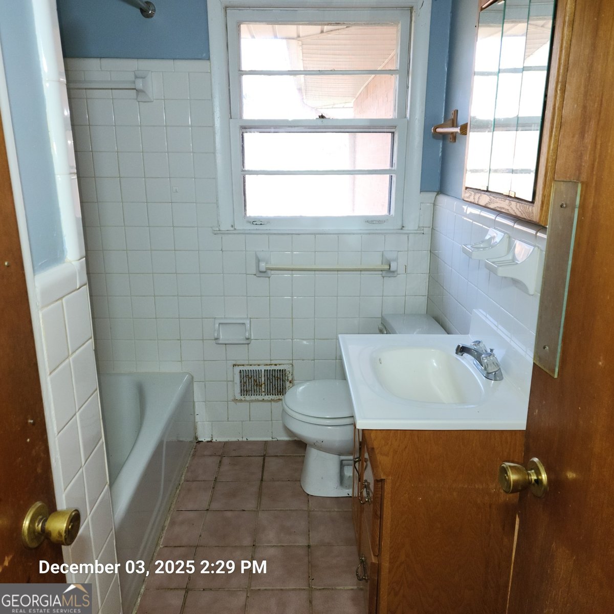 1275 Bell Avenue East Point - 9