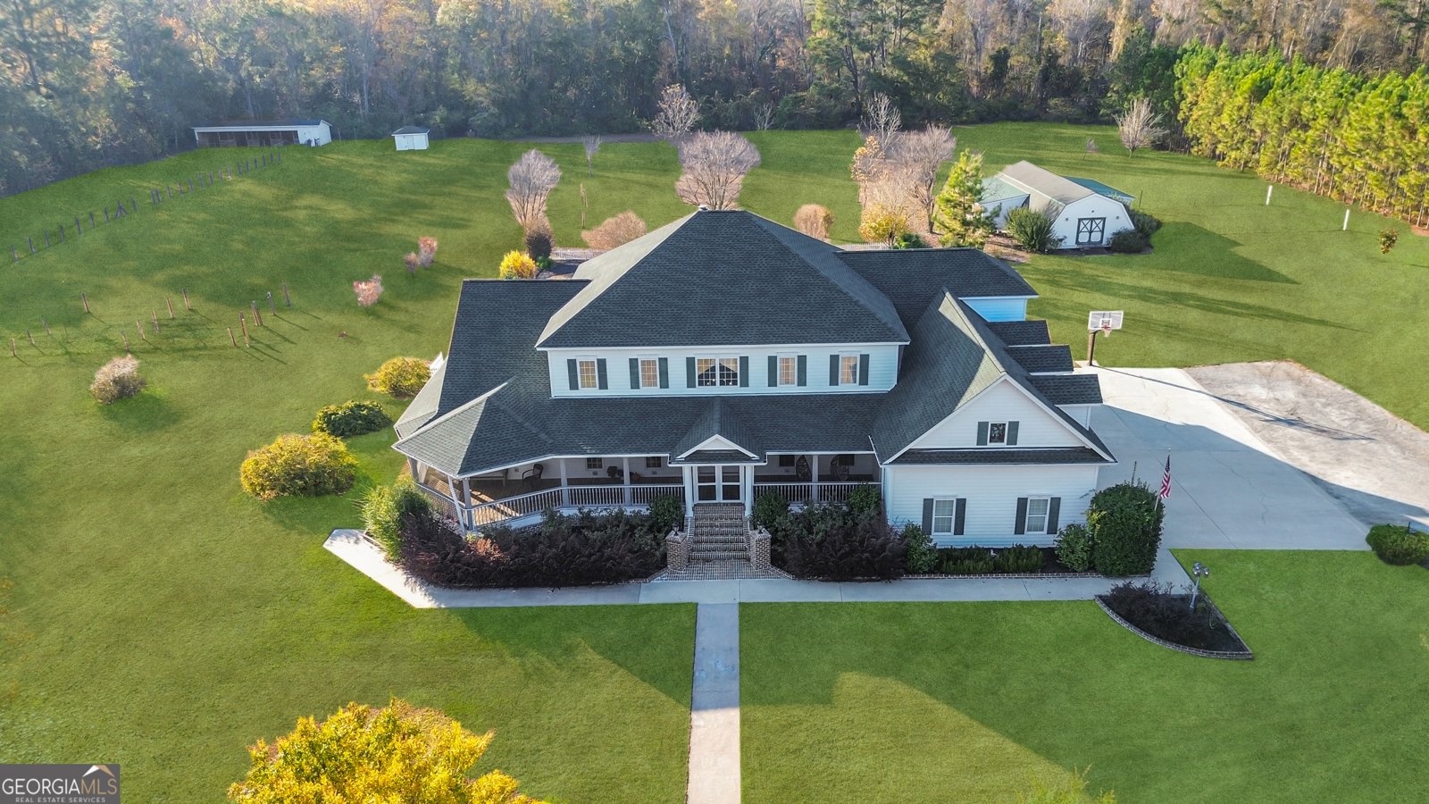 3309 Highway 67 Pembroke - main photo