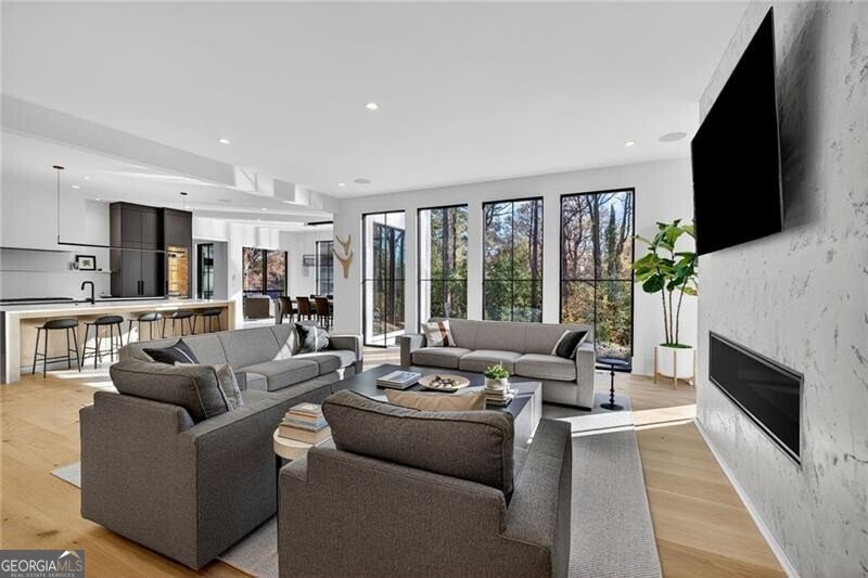 4795 Merlendale Court Atlanta - 7