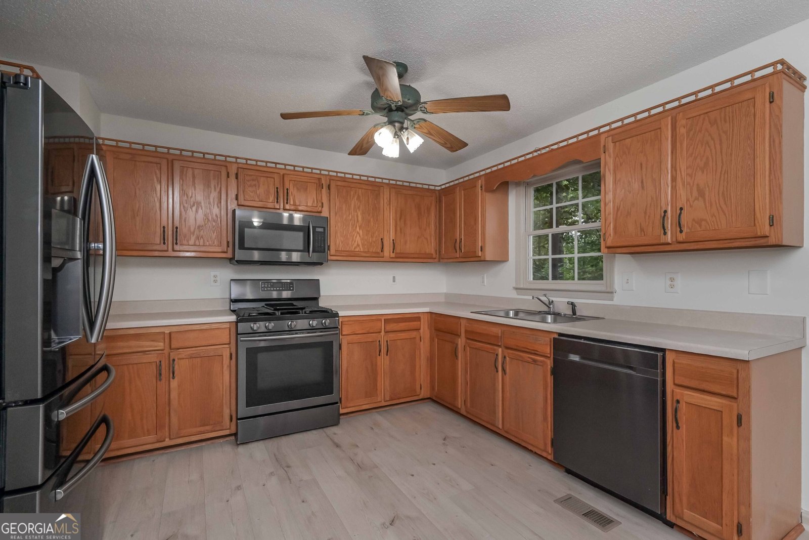 463 Kent Lane Douglasville - 16