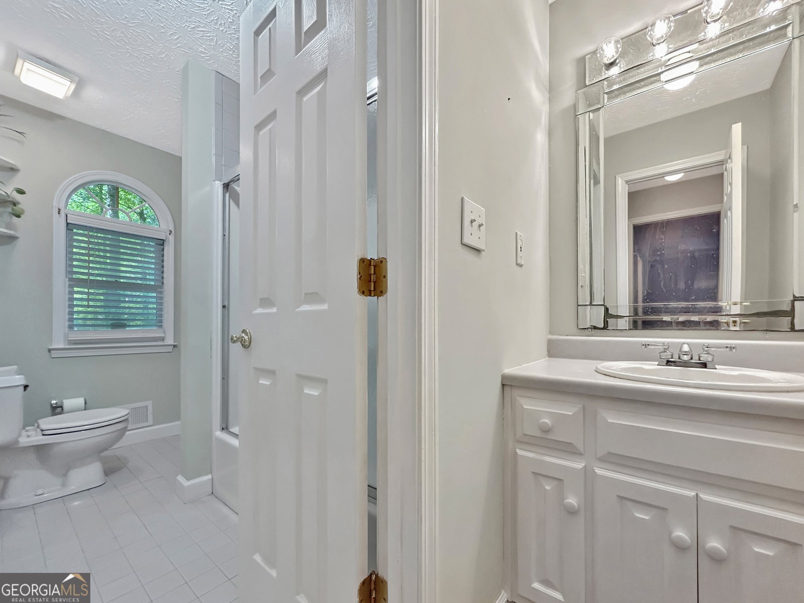 189 Lake Hampton Drive Hampton - 22