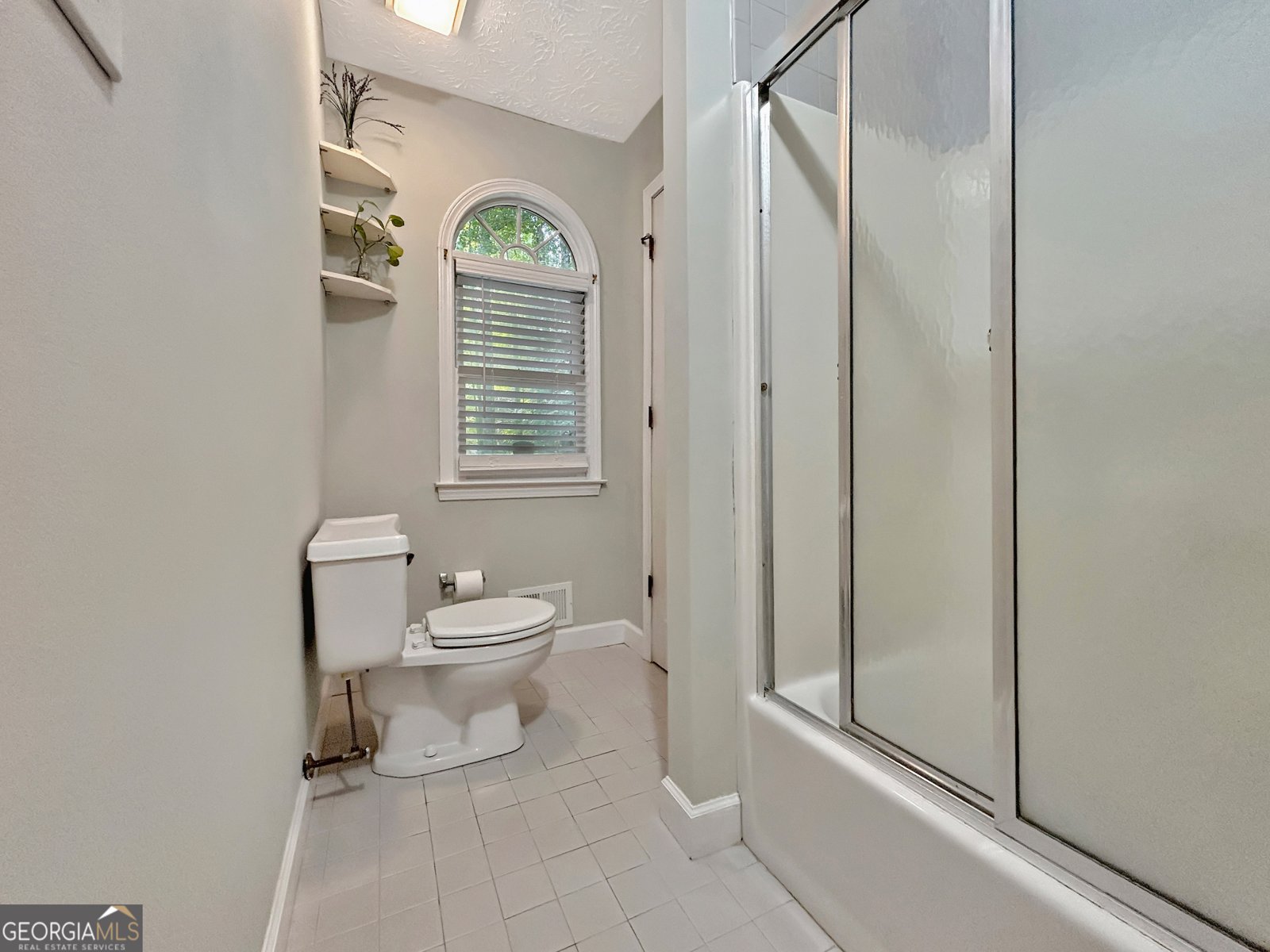 189 Lake Hampton Drive Hampton - 23