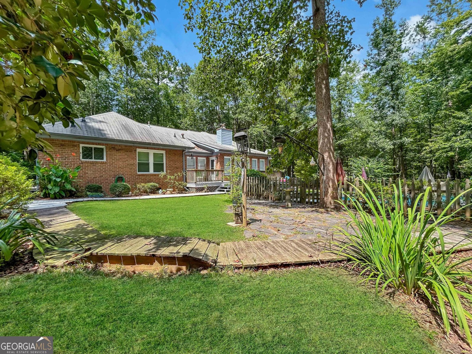 189 Lake Hampton Drive Hampton - 34