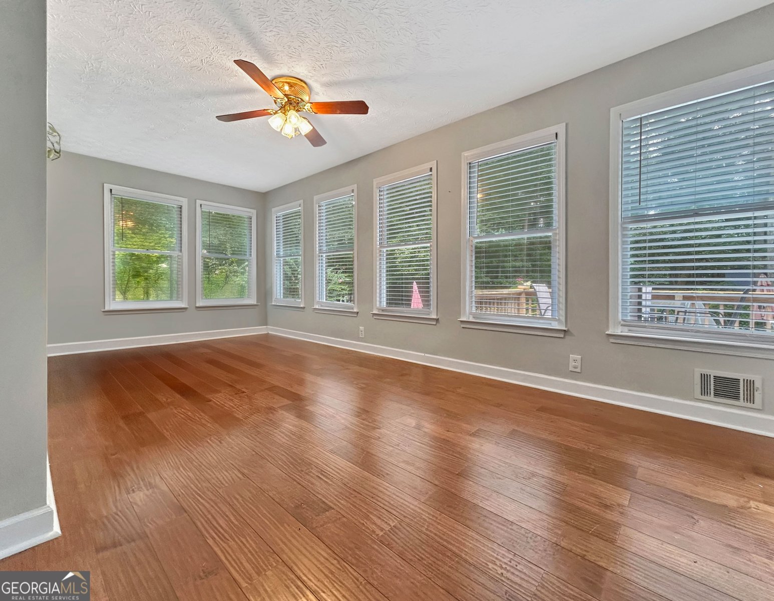 189 Lake Hampton Drive Hampton - 7