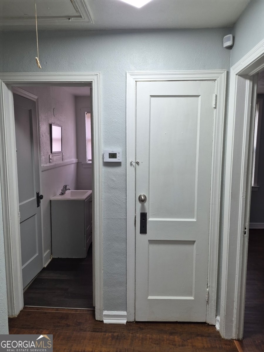 2241 Bruce Avenue Columbus - 12