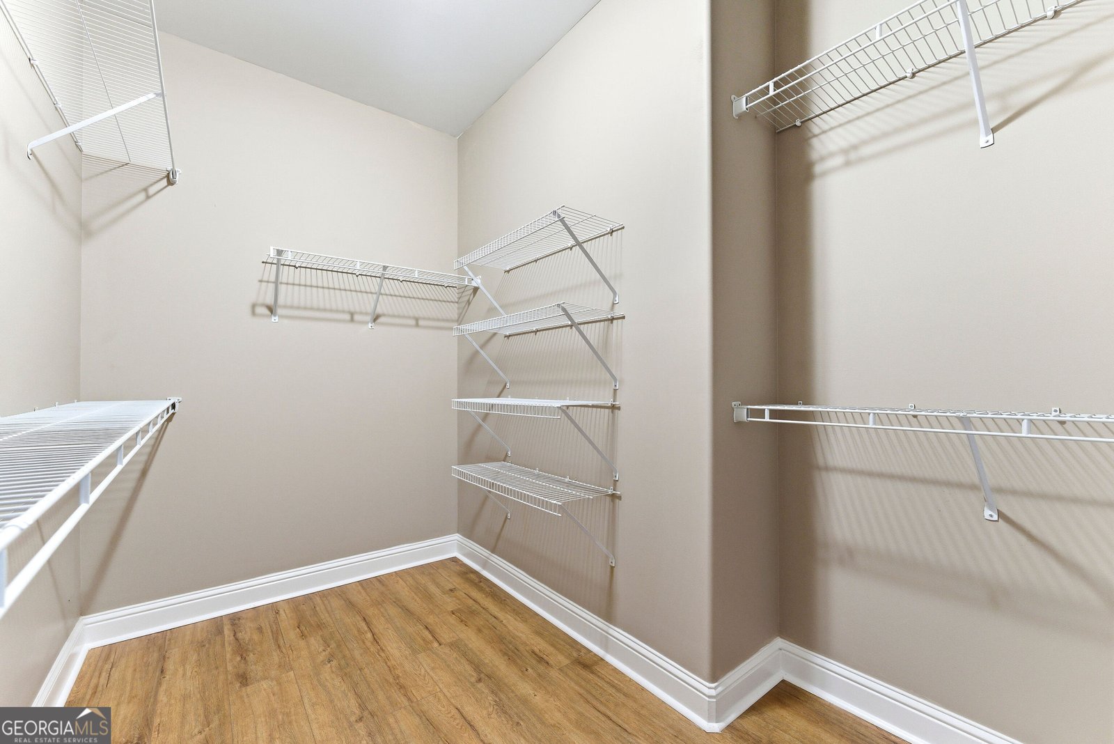 511 Willow Springs Drive Dallas - 24